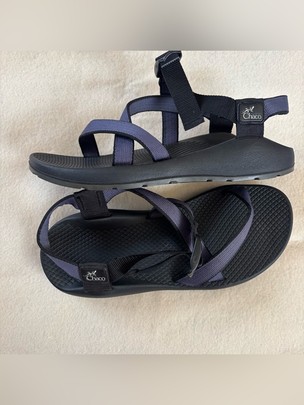 Chaco Black and Dark Gray Women's Outdoor Strap Sandals Size W9 - Picture 4 of 13